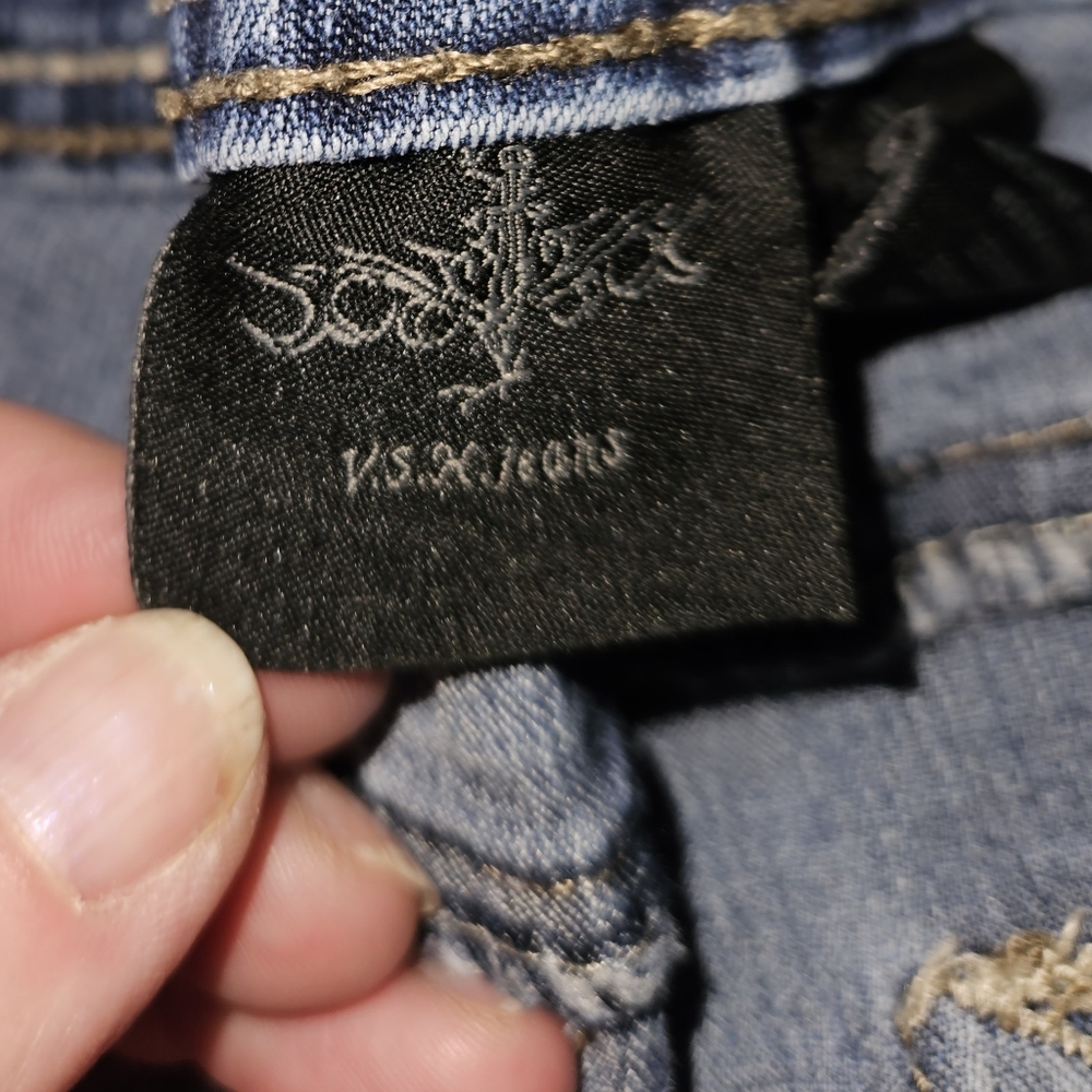 Blue jean shorts see pics for measurements size 10 - Picture 3 of 6